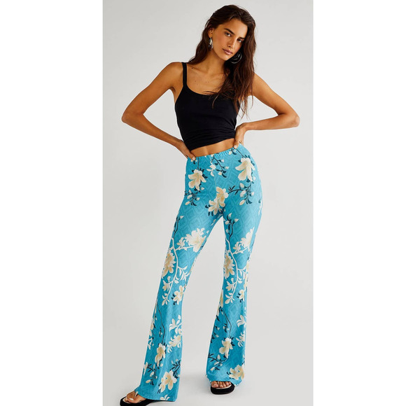 New Free People The Janis Floral Bell Bottom NOVELLA ROYALE $145 X-SMALL Flare - Picture 1 of 5